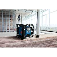 Radio de chantier avec Bluetooth 5.0 et station dalimentation, Lithium-ion, 18 V Les Distributions ICE