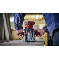 Toupie compacte avec base fixe et plongeante professionnelle sans fil (outil seulement) Les Distributions ICE