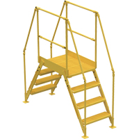 Crossover Ladder, 67 " Overall Span, 40" H x 24" D, 24" Step Width Les Distributions ICE