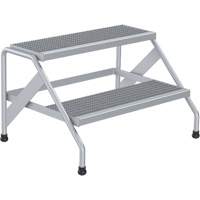Escabeau en aluminium, 2 marche(s), 32-13/16" la x 24-9/16" lo x 20" h, Capacit&eacute; 500 lb Les Distributions ICE