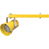 Lampes DEL en m&eacute;tal pour quai de chargement Les Distributions ICE